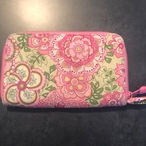 Vera Bradley wallet